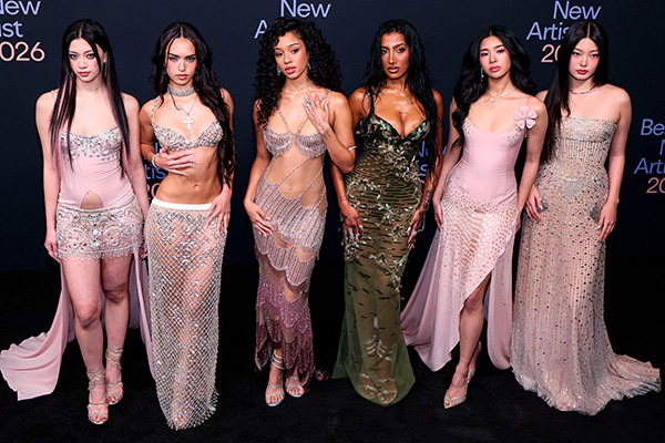 Обложка к новости "Группа KATSEYE преподнесла подарок своим фанатам и любителям K‑pop"