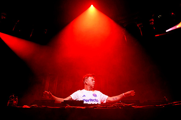 Обложка к новости "Английский диджей Пол Окенфолд готовится к новому визиту в Россию"